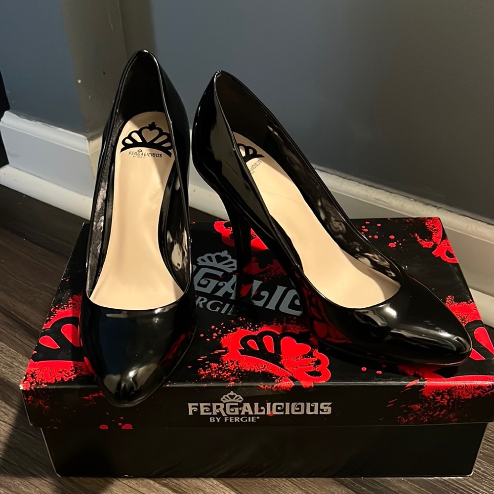 Women’s shoes